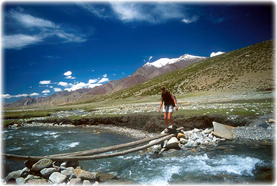 click for more Ladakh big sky space
