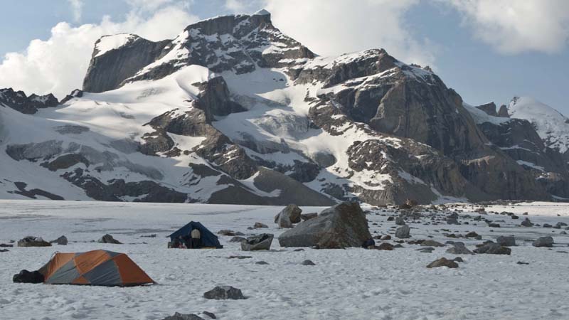 our camp on the Miyar glacier